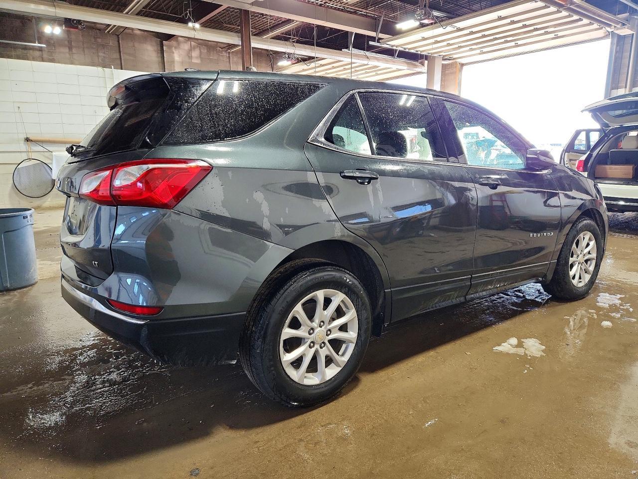 2019 Chevrolet Equinox Lt - Image 3