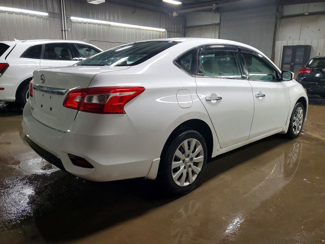 2016 Nissan Sentra S - Image 3
