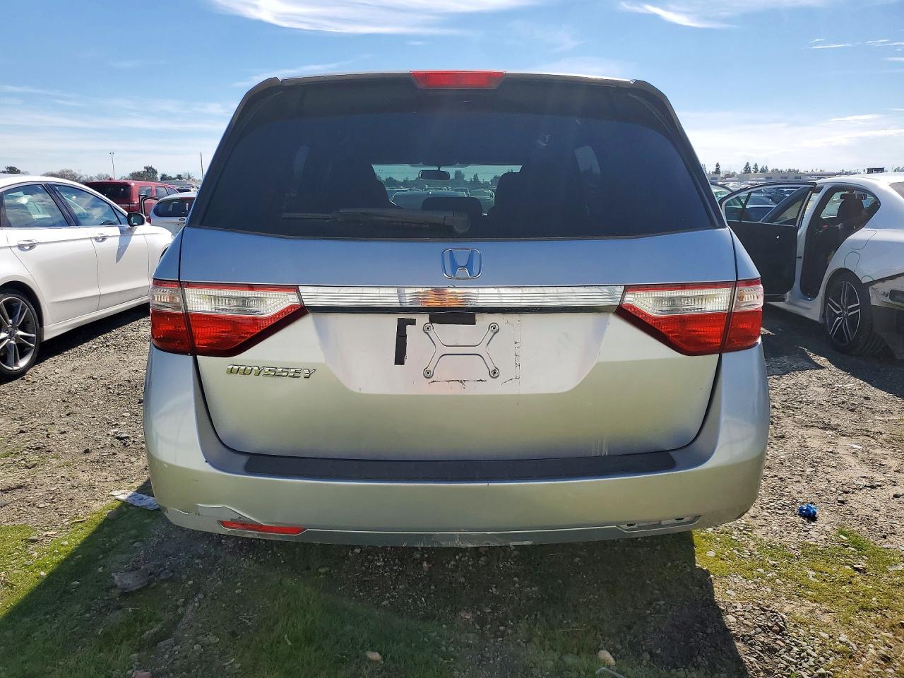 2011 Honda Odyssey Lx - Фото 6