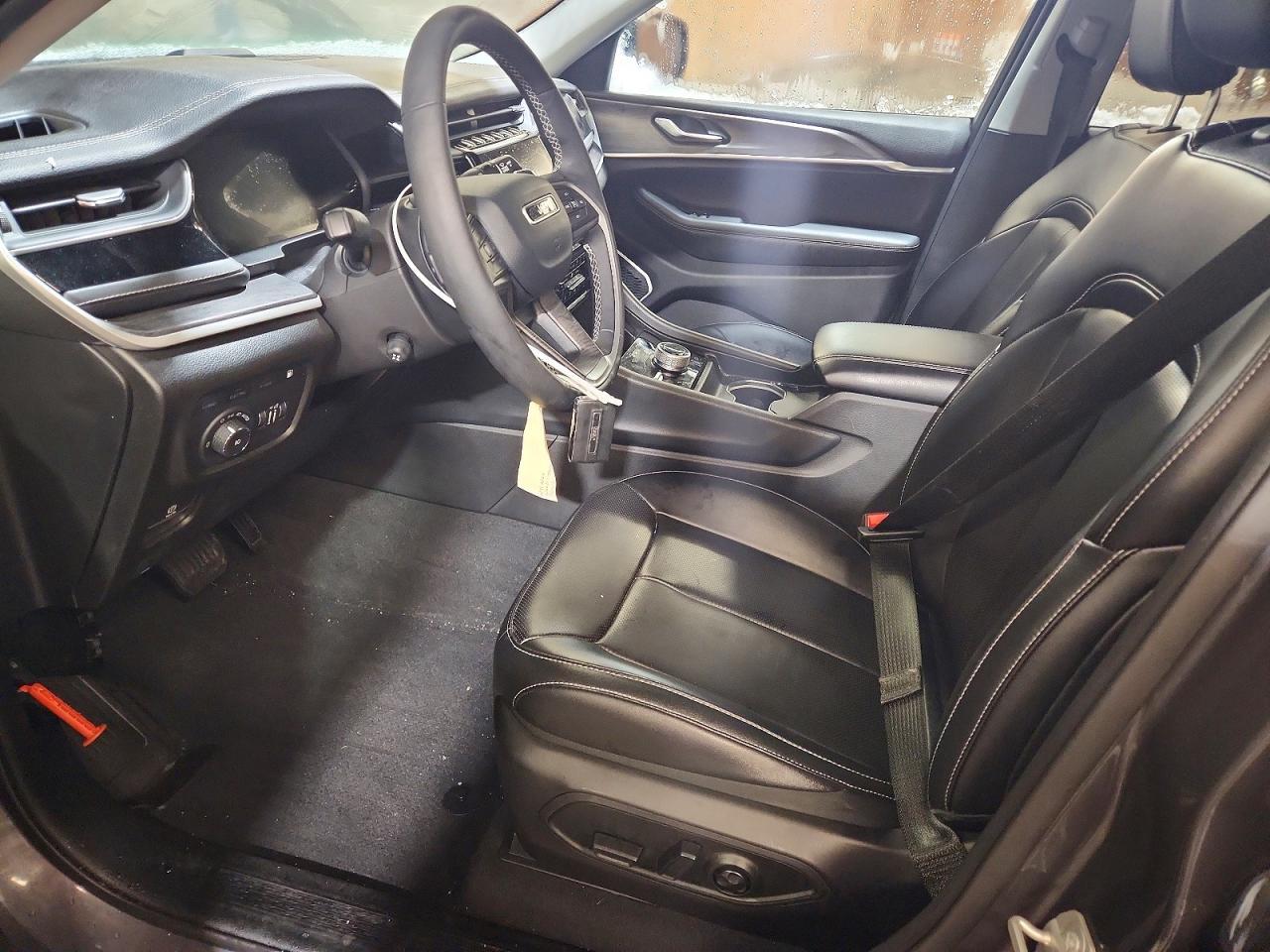 2023 Jeep Grand Cherokee Limited 4Xe - Image 7