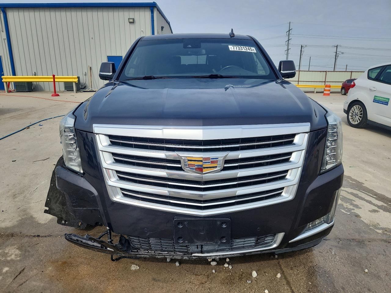 2017 Cadillac Escalade Platinum - Image 5