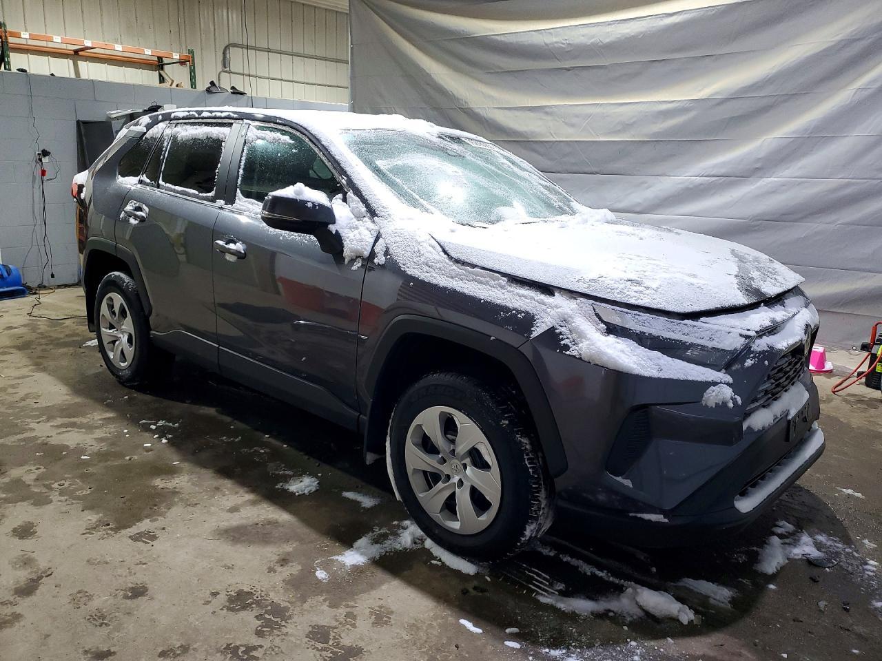 2024 Toyota Rav4 Le - Image 4