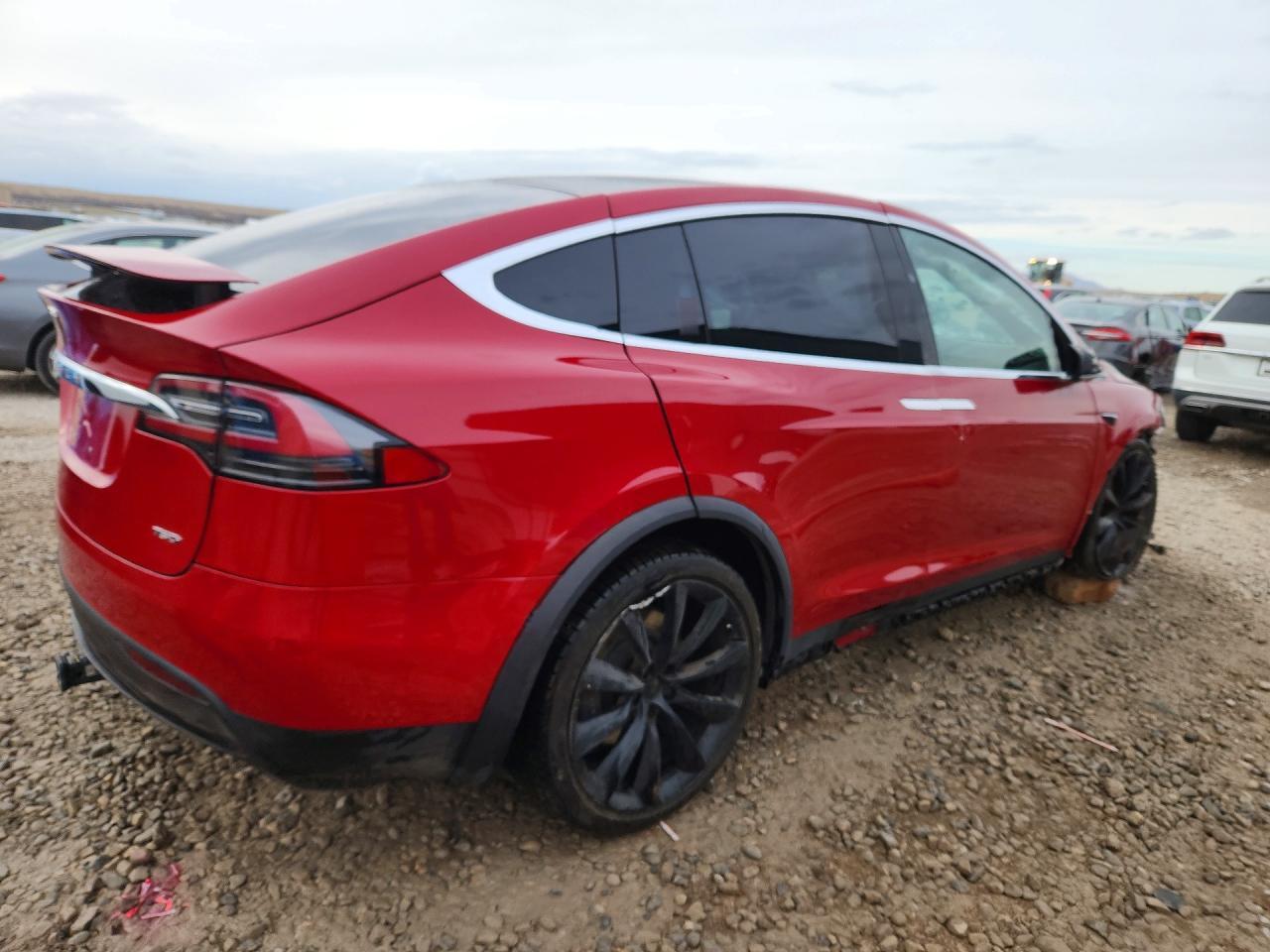 2018 Tesla Model X - Фото 3