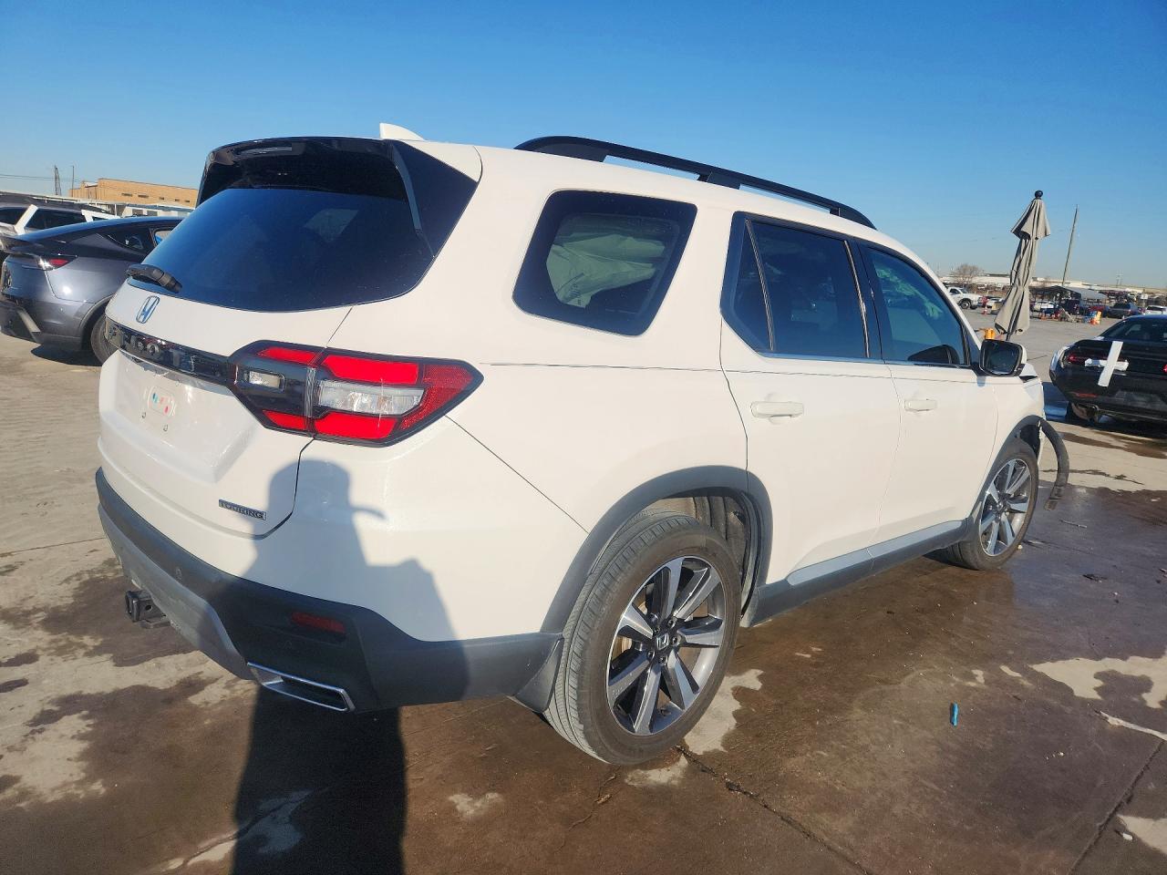 2023 Honda Pilot Touring - Фото 3