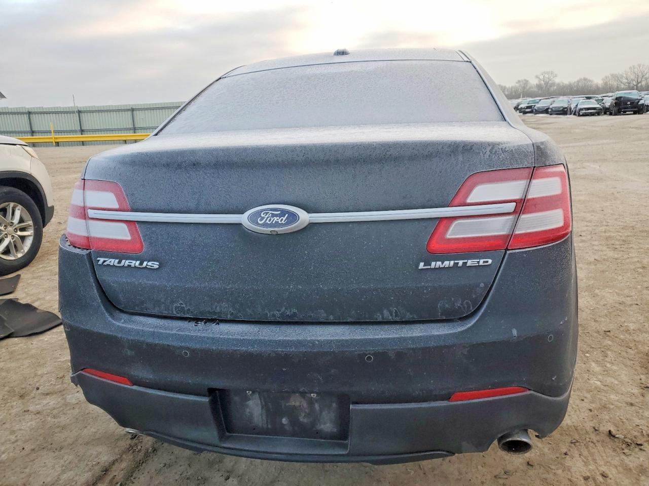 2014 Ford Taurus Limited - Фото 6