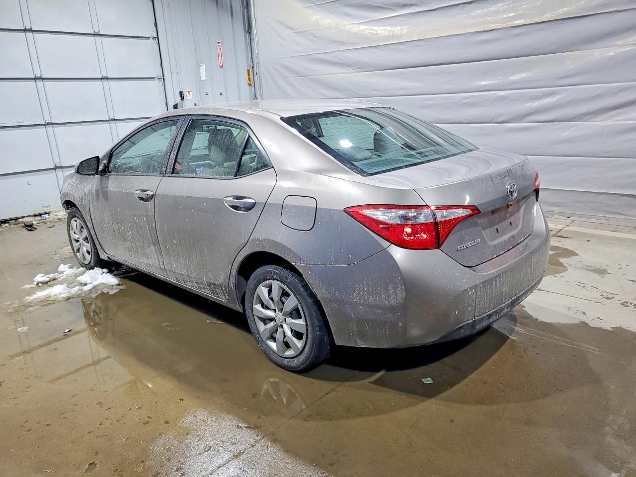 2016 Toyota Corolla Le - Image 2