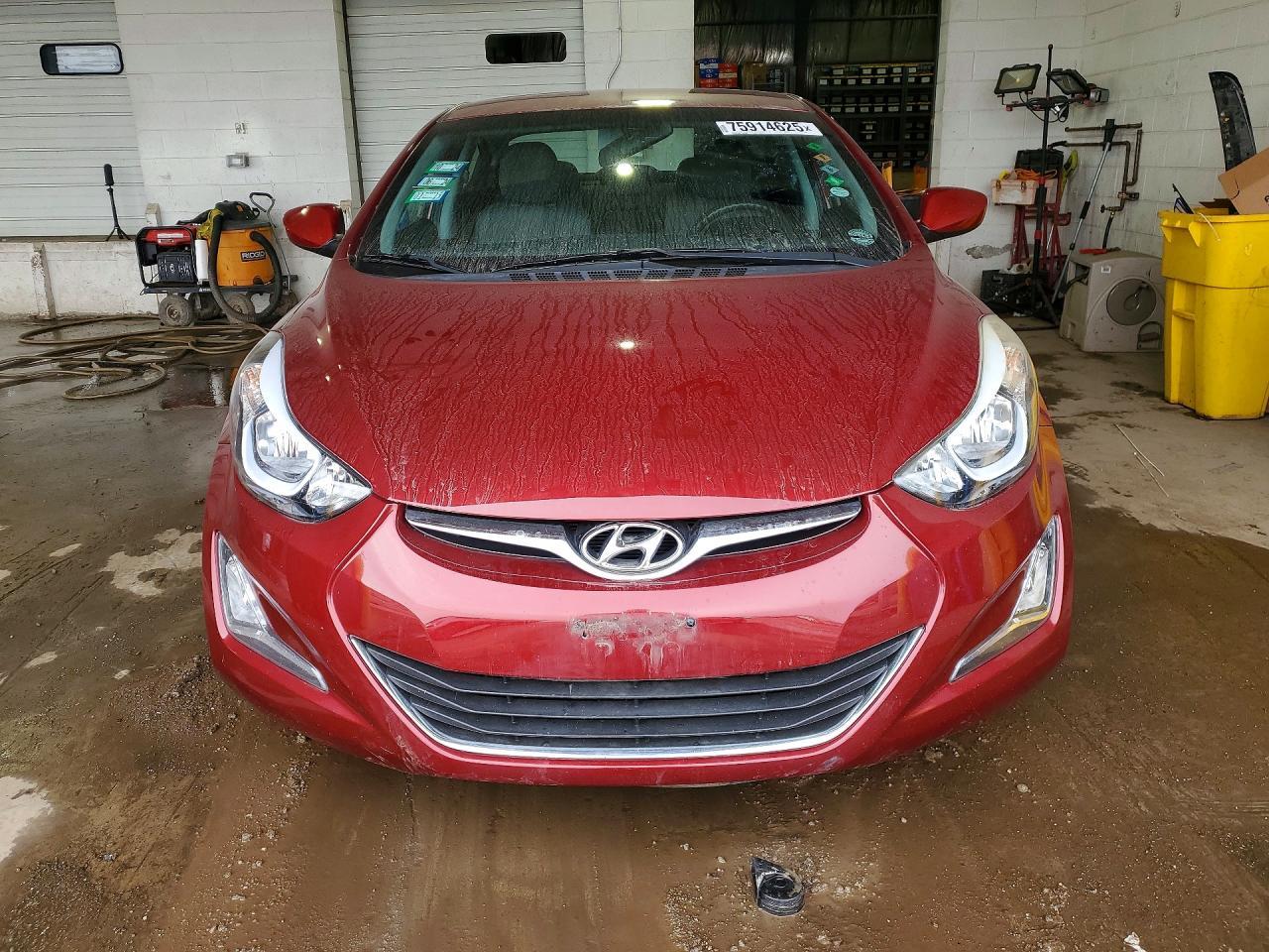 2014 Hyundai Elantra - Фото 5