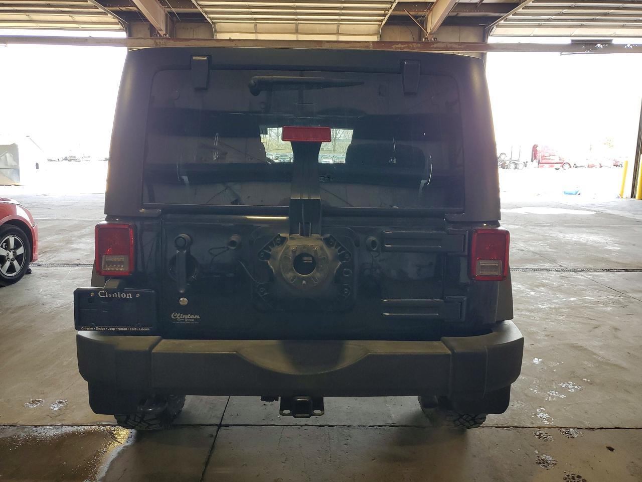 2016 Jeep Wrangler Unlimited Sport - Image 6