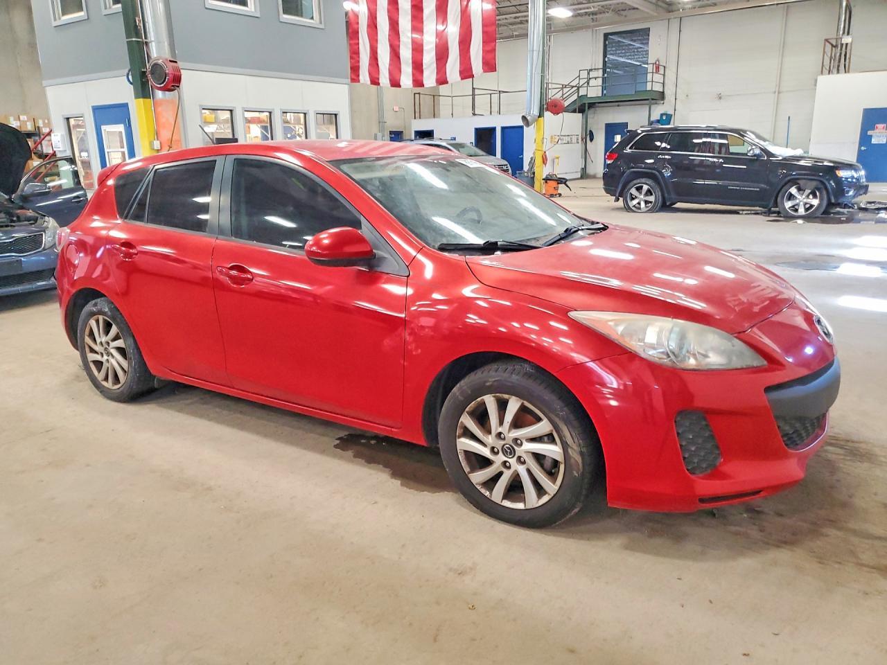 2013 Mazd Mazda3 - Image 4