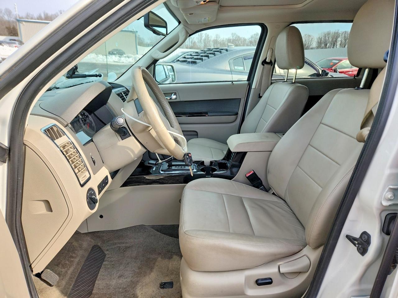 2010 Ford Escape Hybrid - Image 7