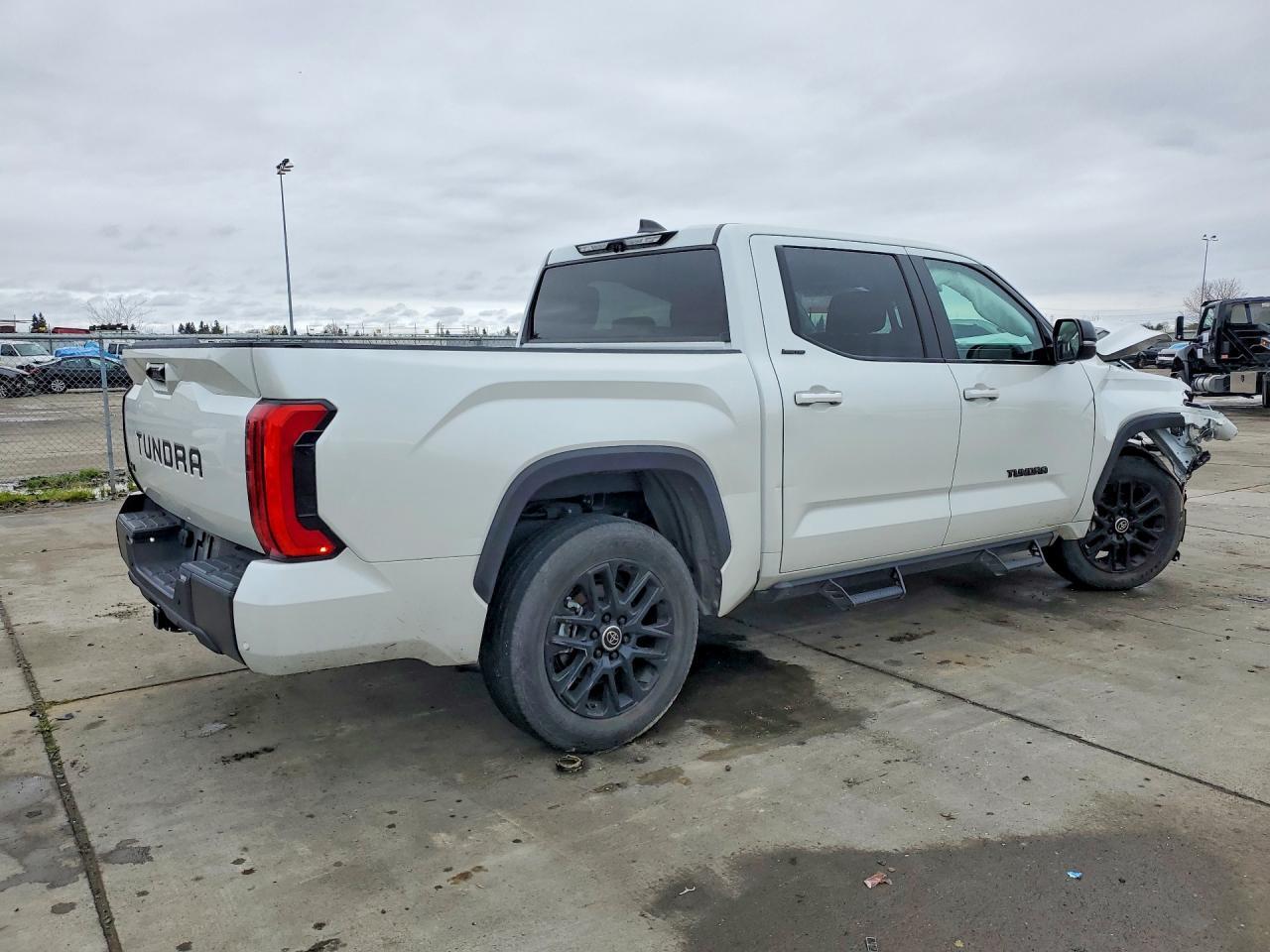 2024 Toyota Tundra Limited Hv - Image 3