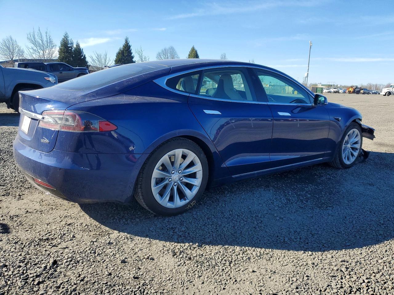 2017 Tesla Model S - Фото 3