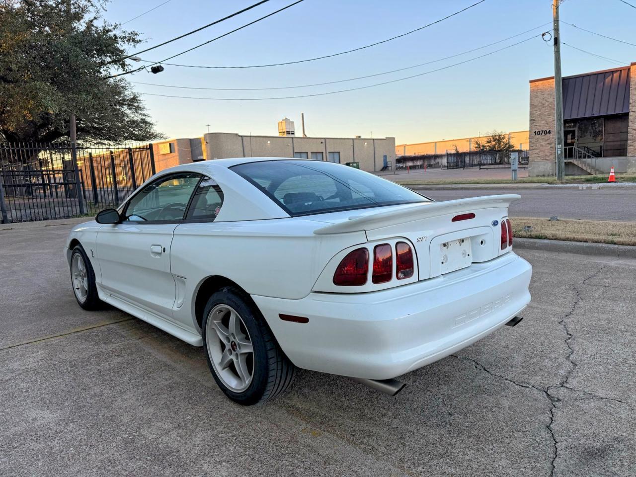 1997 Ford Mustang Cobra - Фото 3