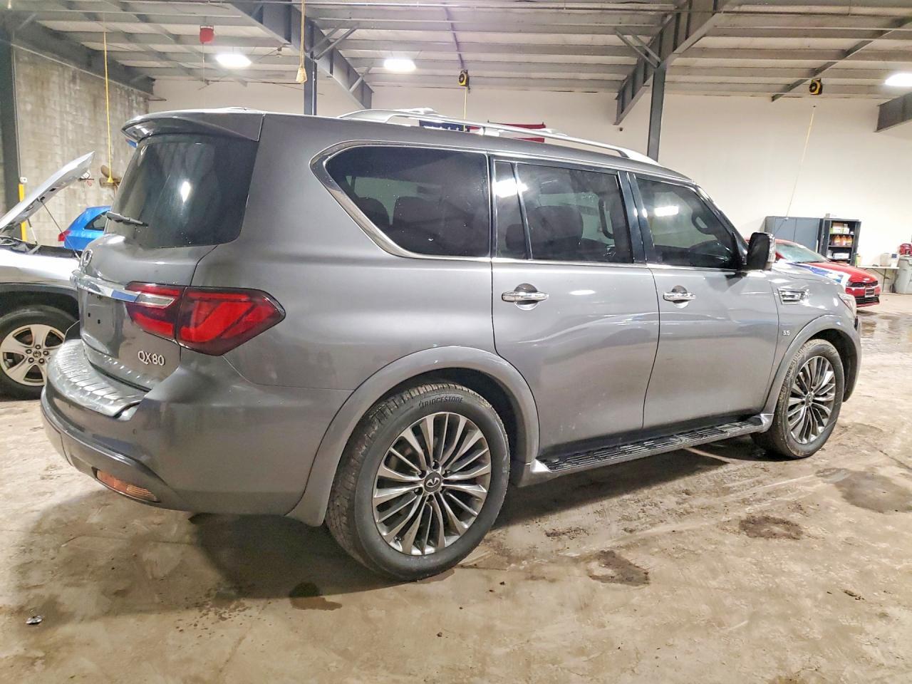 2019 Infiniti Qx80 Luxe - Image 3