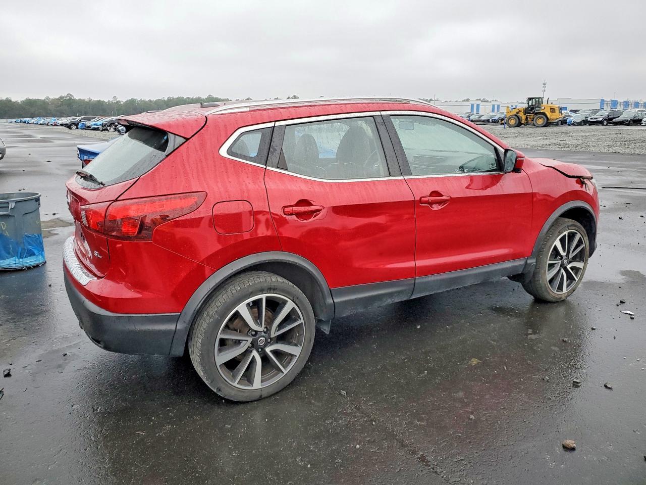 2018 Nissan Rogue Sport S - Image 3