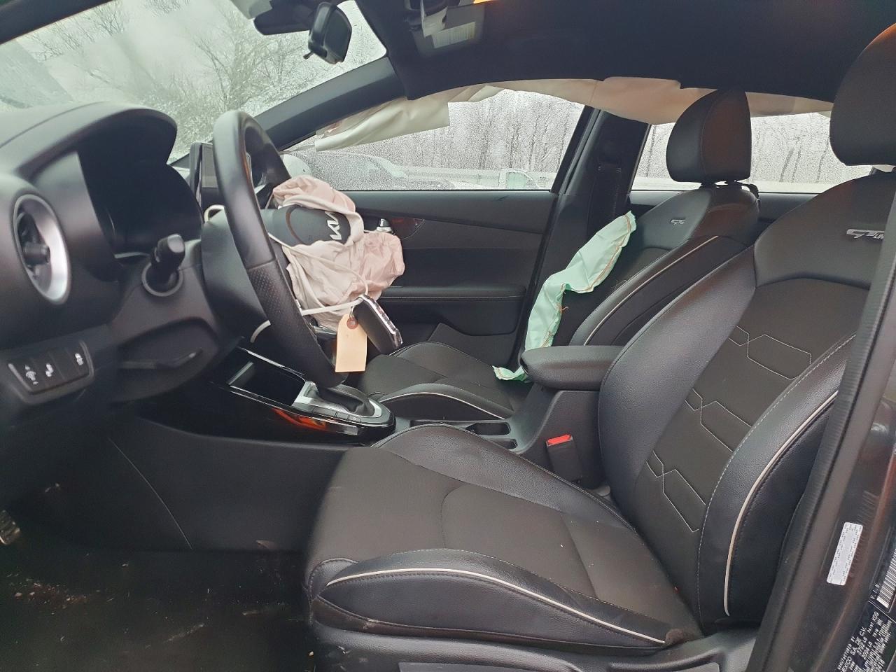 2024 Kia Forte Gt Line - Image 7
