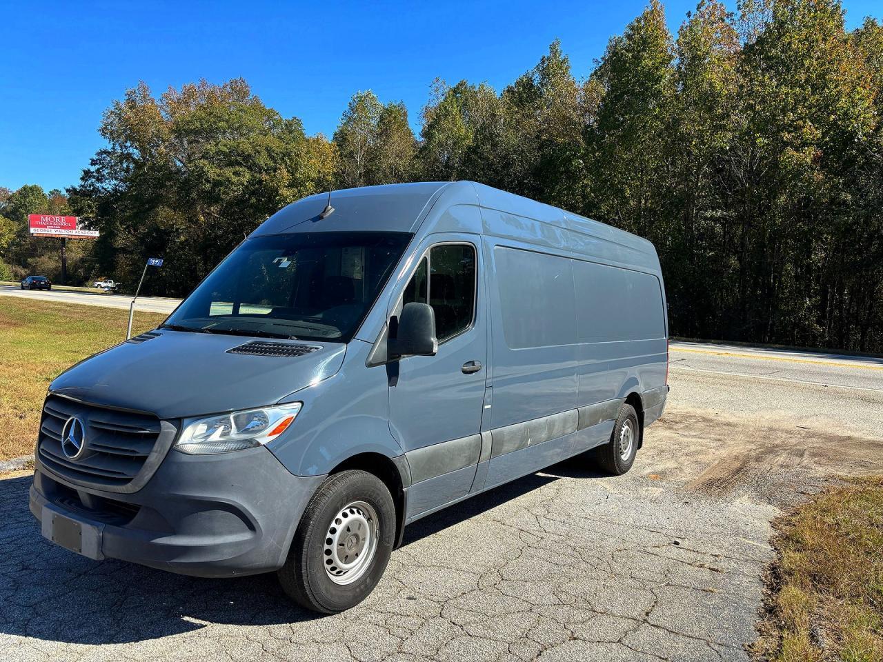 2019 Mercedes-Benz Sprinter 2500 - Фото 2