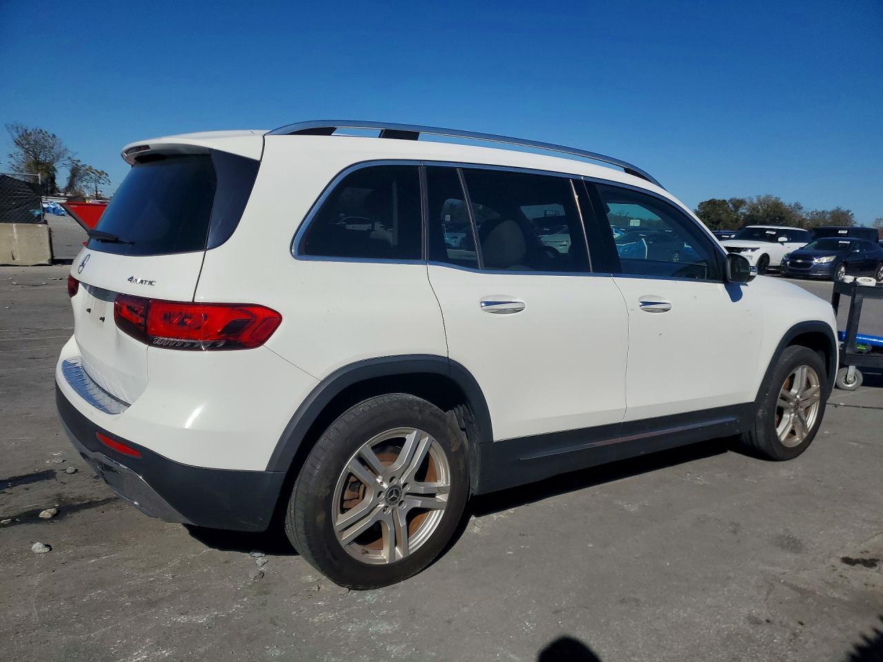 2020 Mercedes-Benz Glb 250 4Matic - Image 3