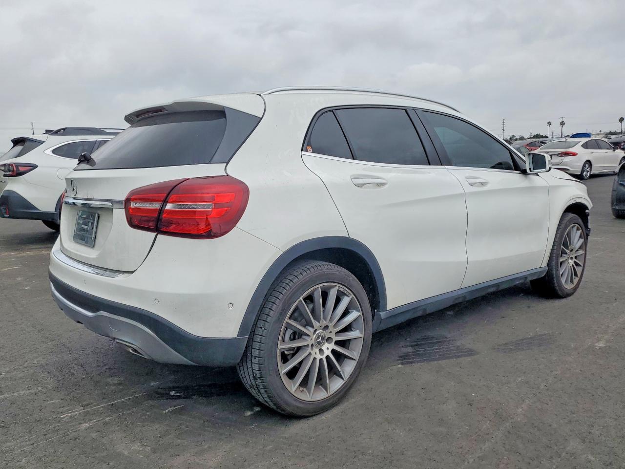2018 Mercedes-Benz Gla 250 - Фото 3