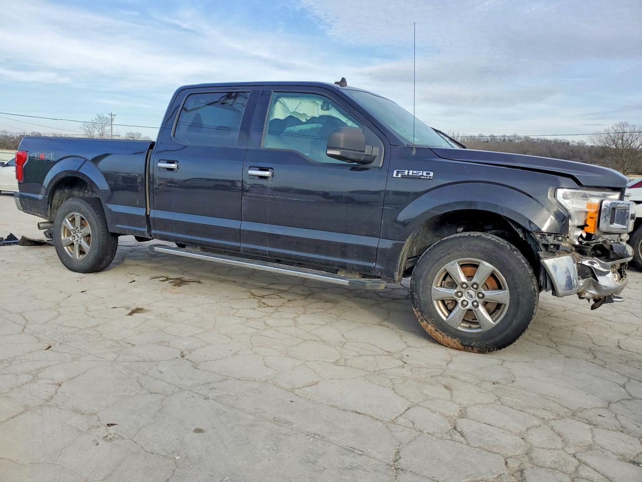 2020 Ford F150 Supercrew - Image 4
