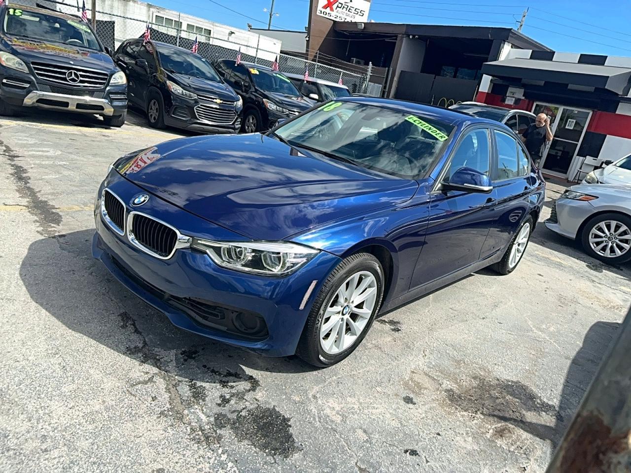 2018 BMW 320 I - Image 2