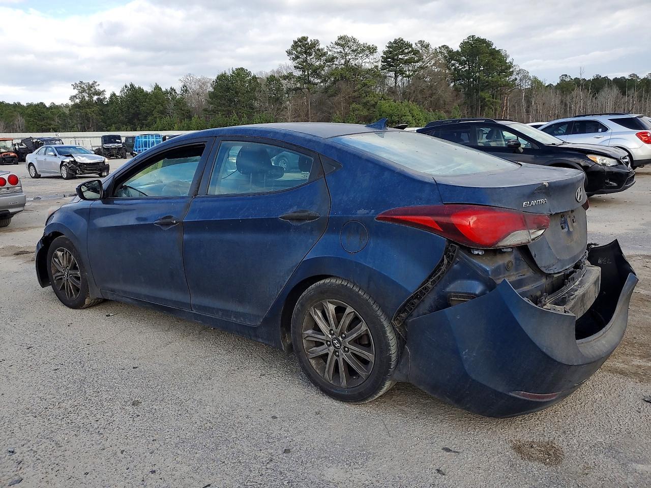 2016 Hyundai Elantra Se - Фото 2