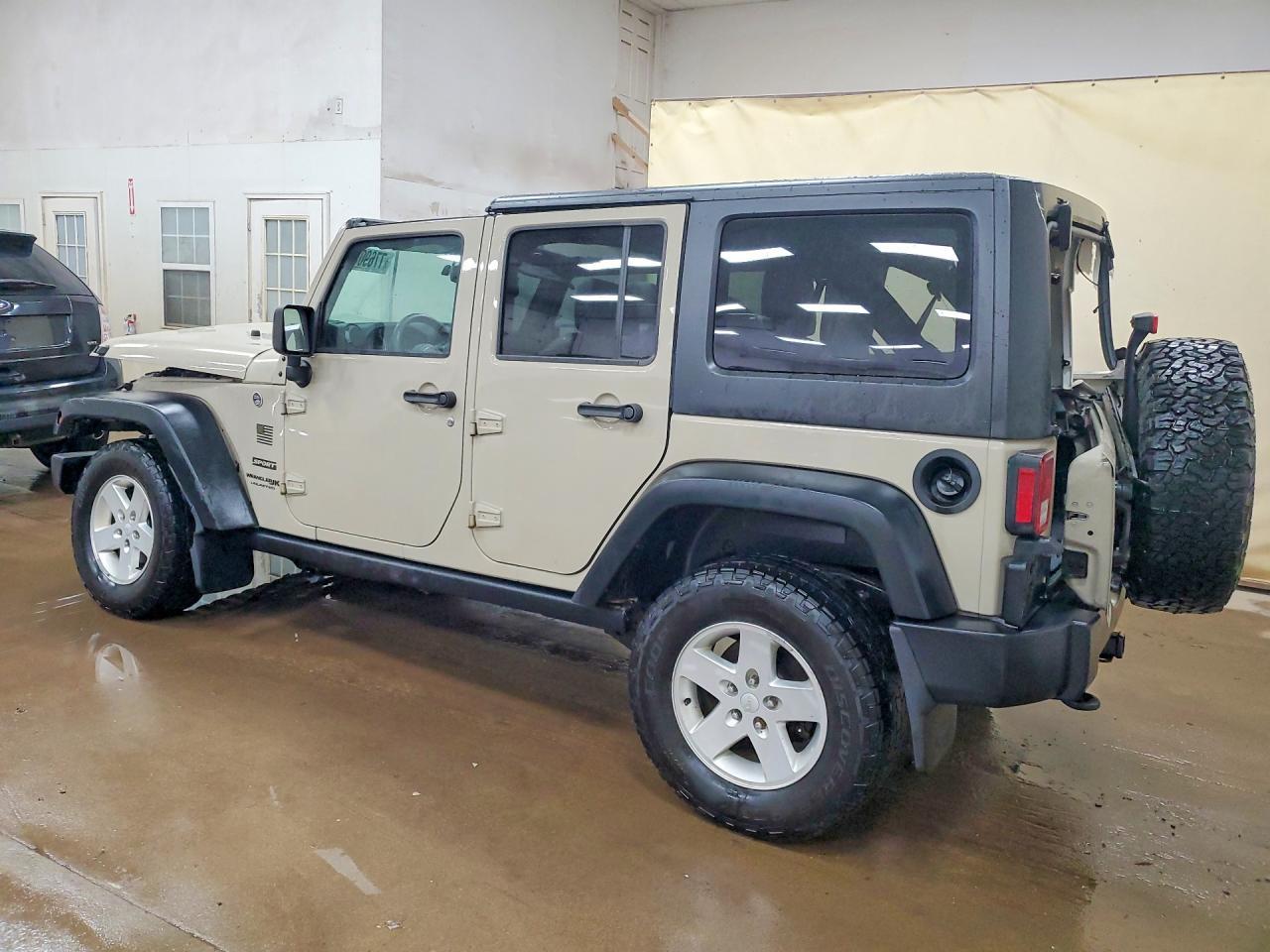 2018 Jeep Wrangler Unlimited Sport - Image 2