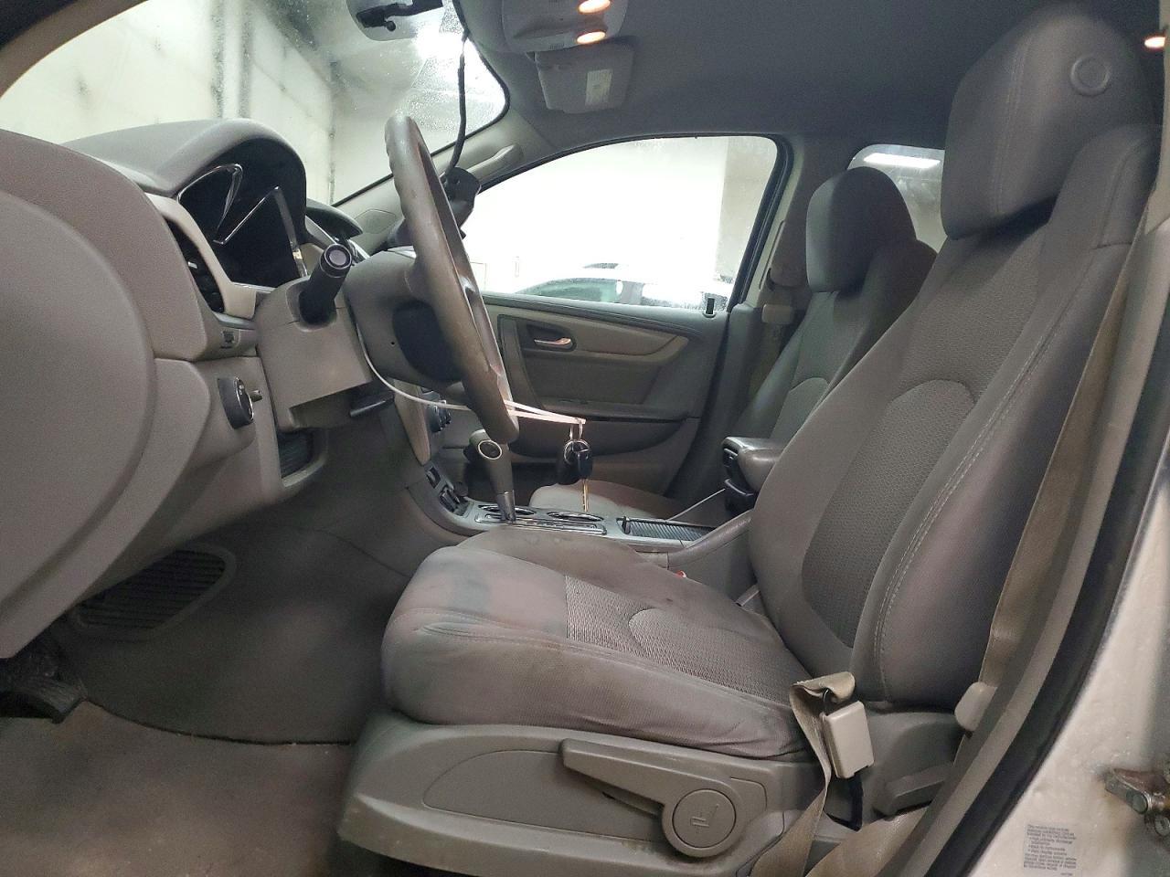 2016 Chevrolet Traverse Ls - Фото 7