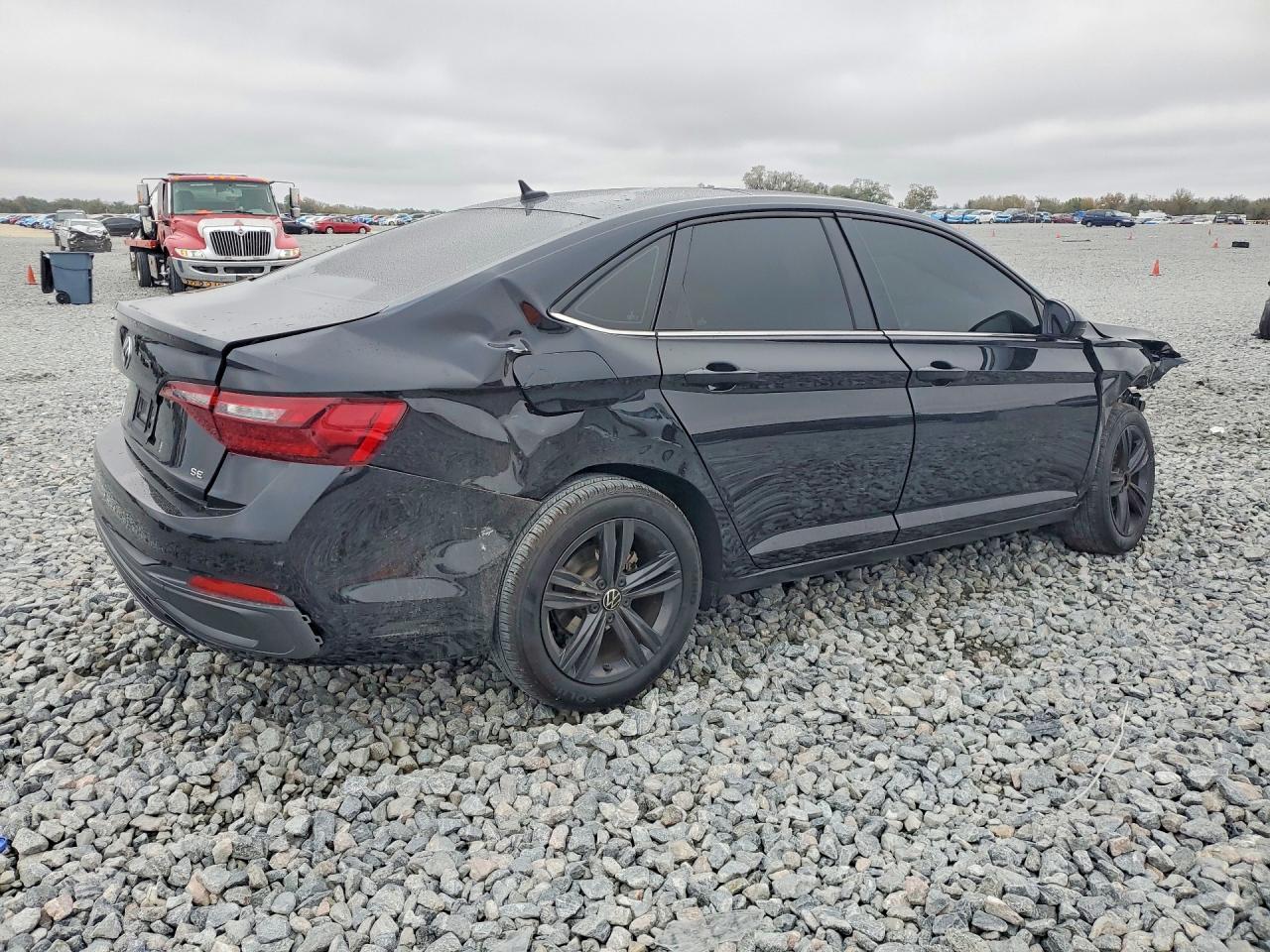 2024 Volkswagen Jetta Se - Фото 3