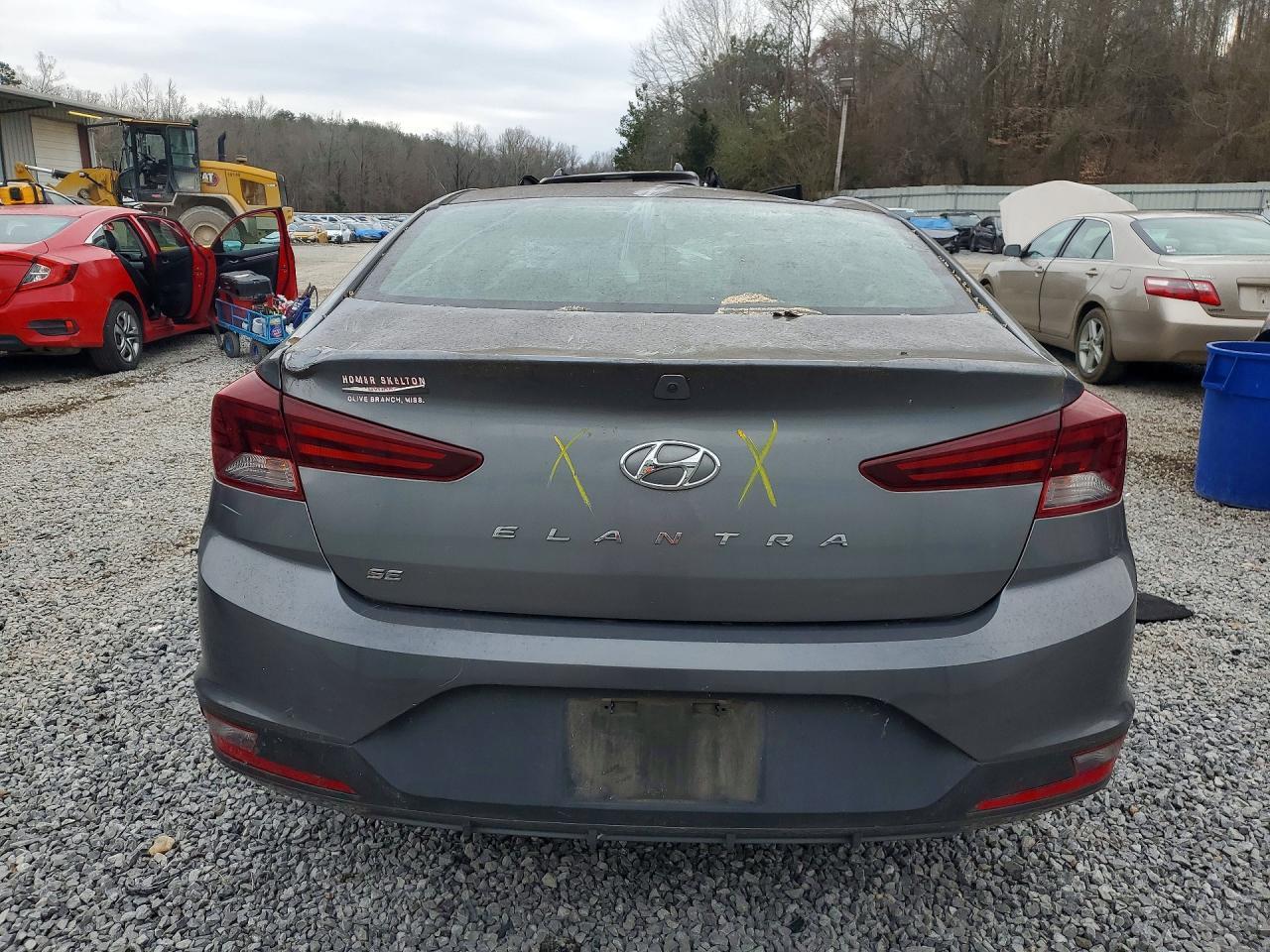 2019 Hyundai Elantra Se - Фото 6