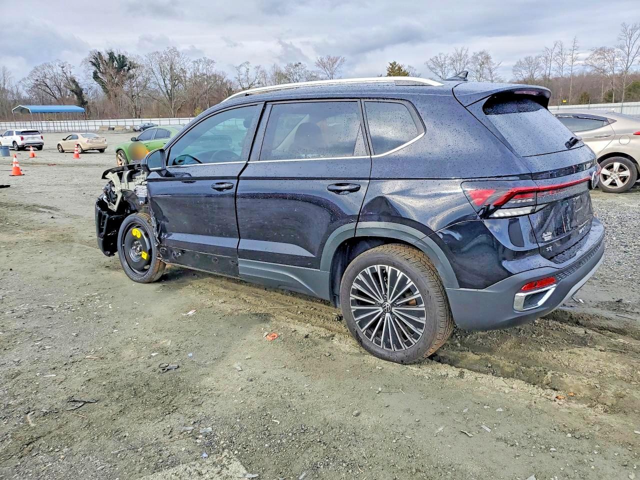 2025 Volk Taos Se - Фото 2