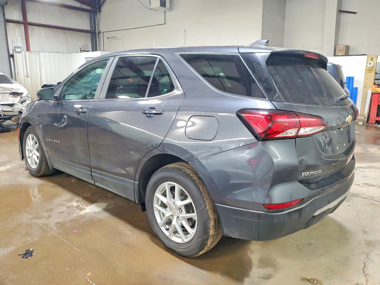 2022 Chevrolet Equinox Lt - Фото 2