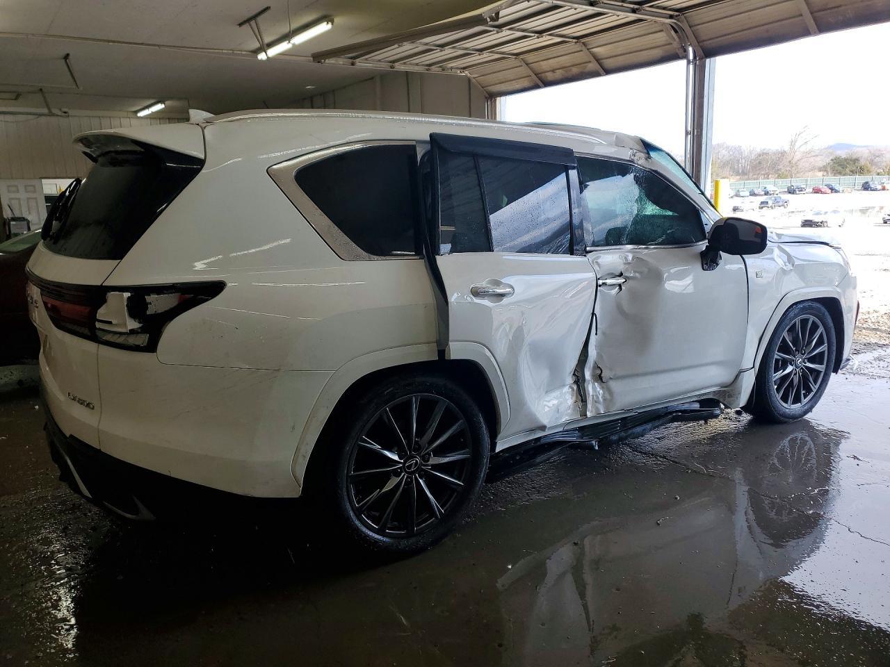 2024 Lexus Lx 600 Base - Фото 3