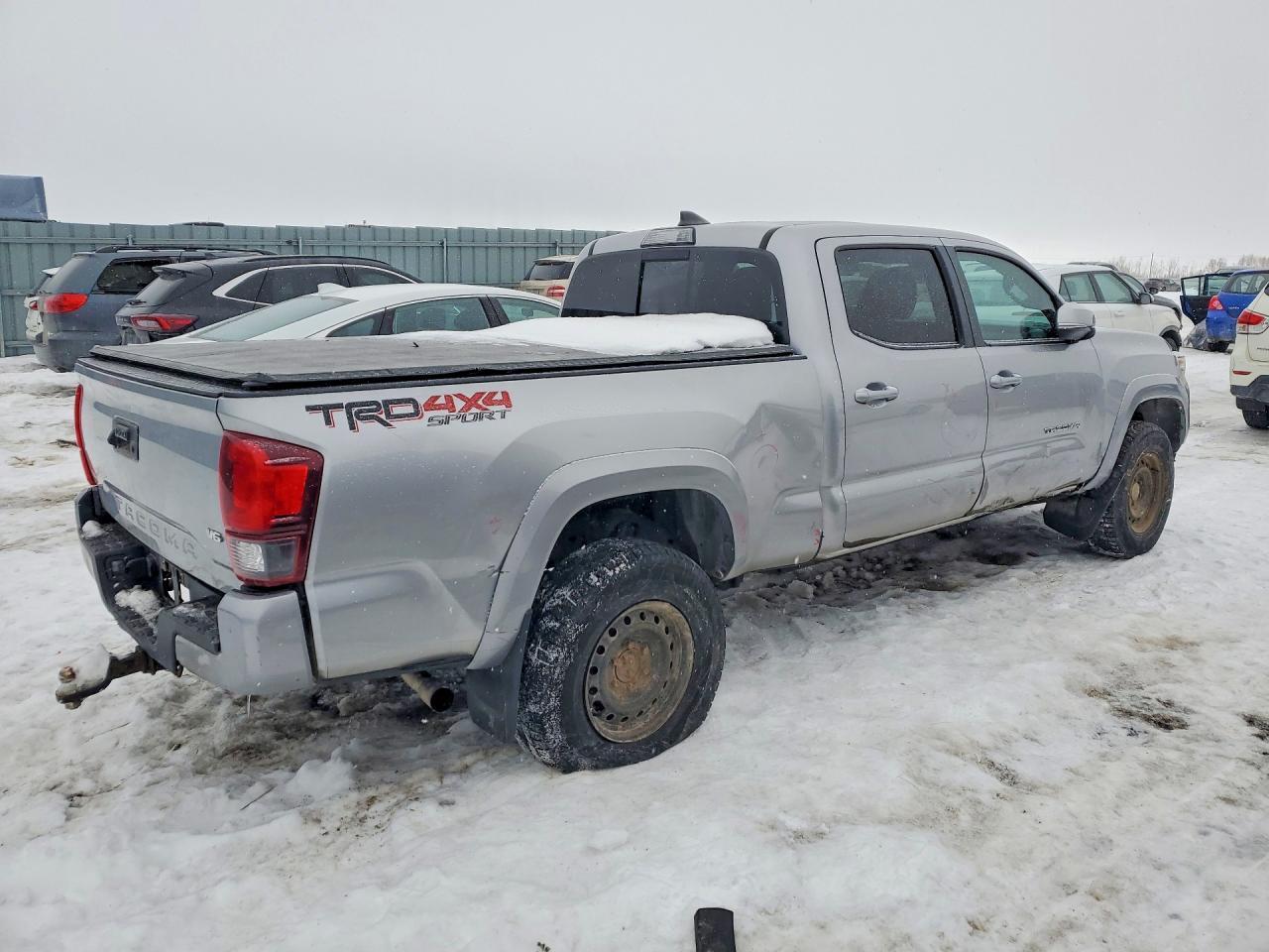 2018 Toyota Tacoma Double Cab - Фото 3