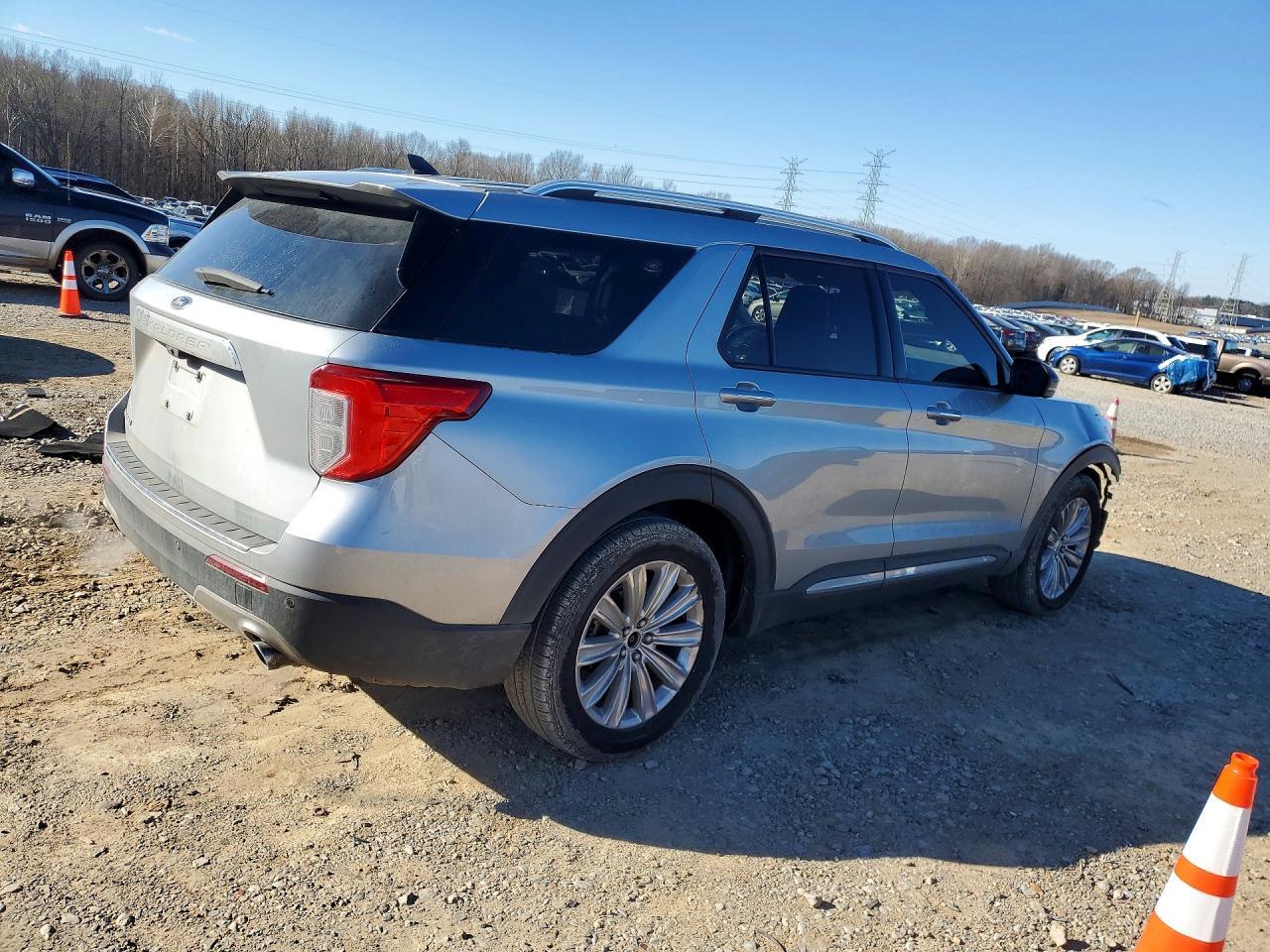 2023 Ford Explorer Limited - Фото 3