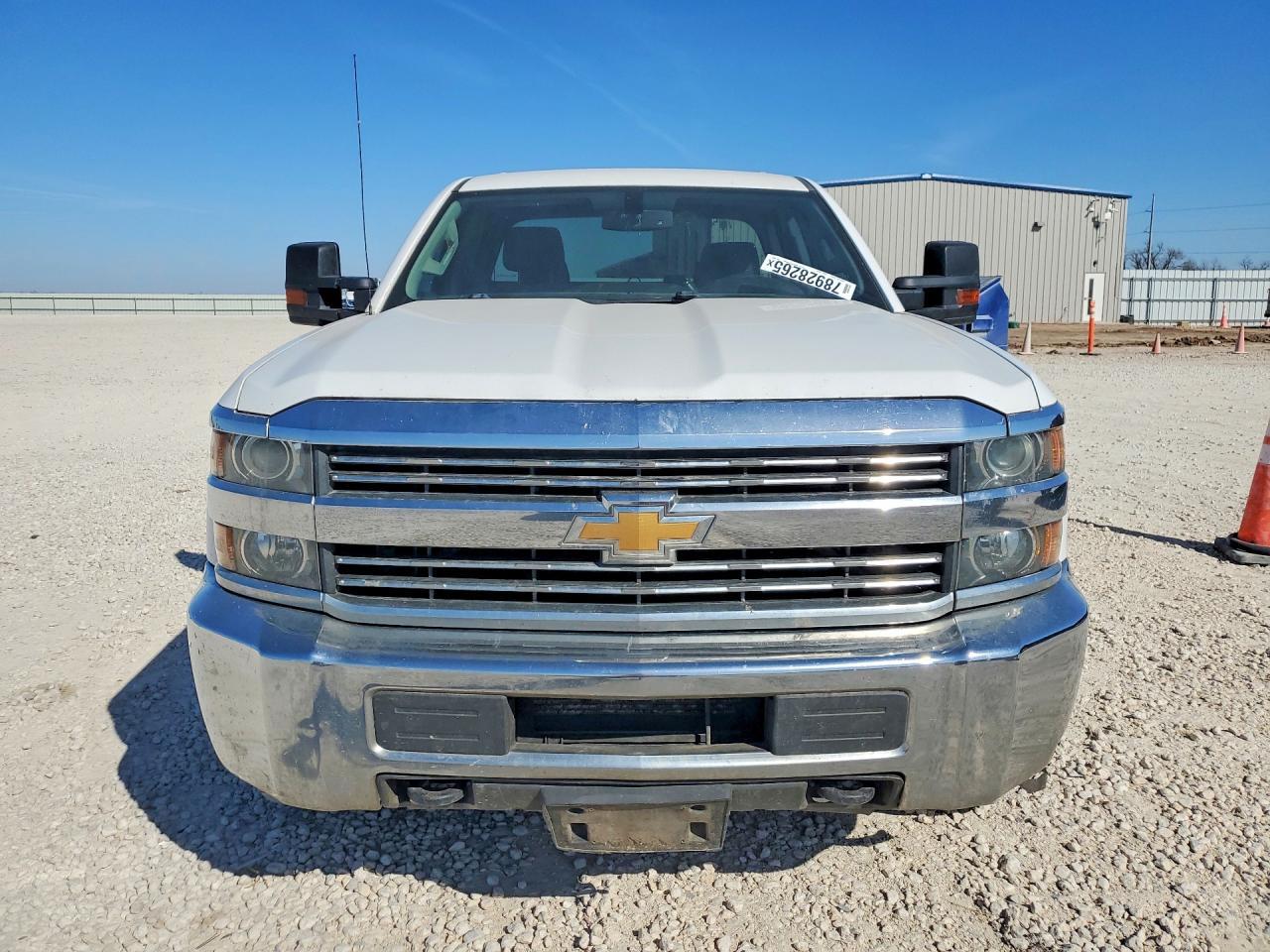 2018 Chevrolet Silverado K2500 Heavy Duty - Image 5