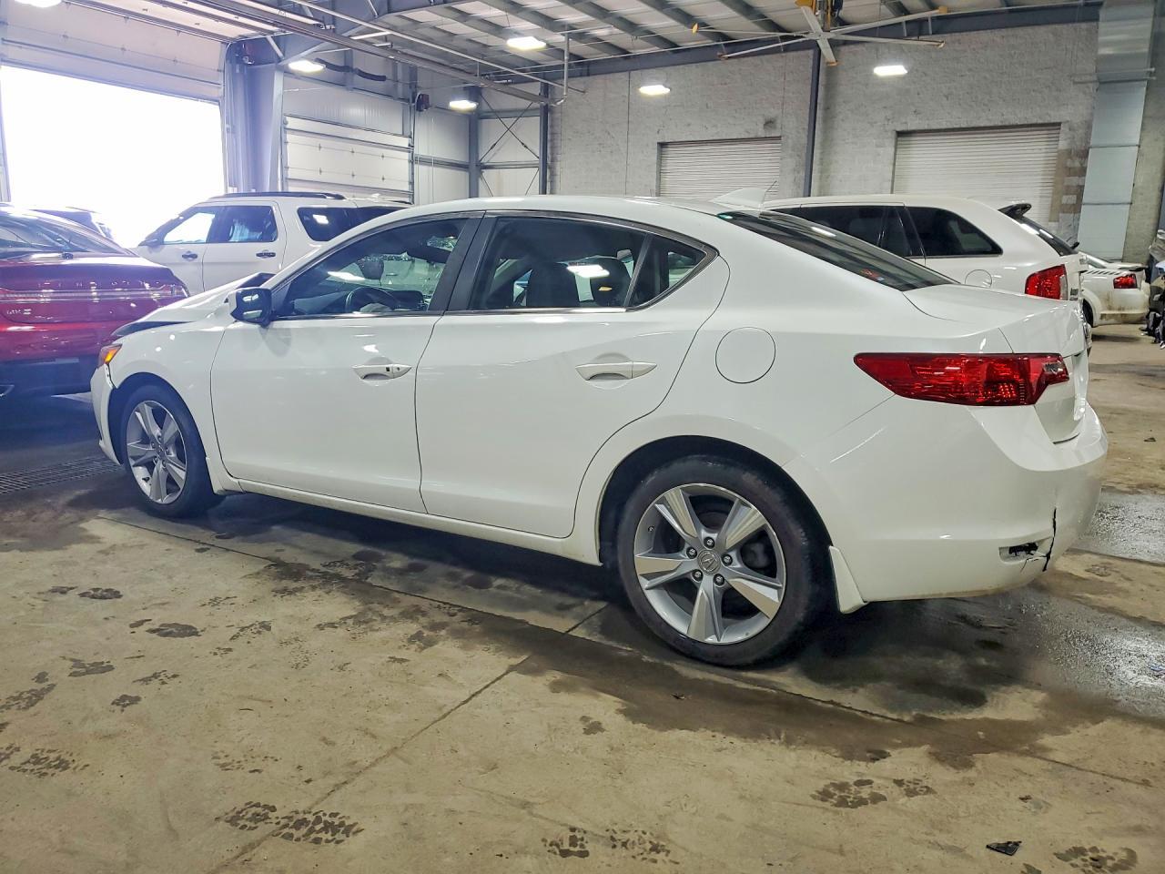 2015 Acura Ilx 20 - Image 2