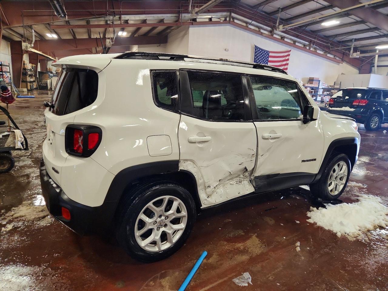 2018 Jeep Renegade Latitude - Фото 3