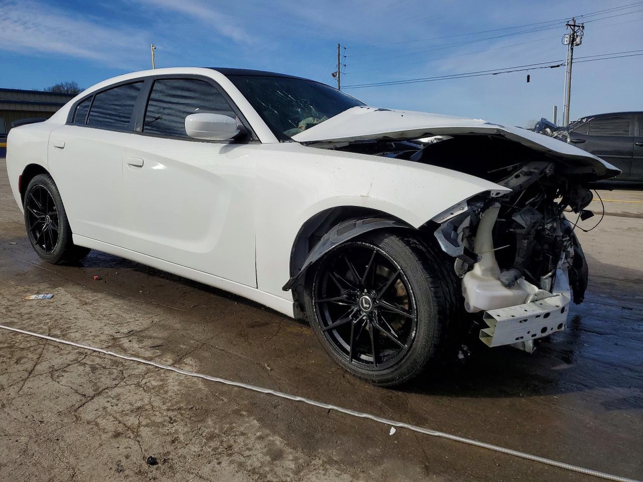 2020 Dodge Charger Sxt - Фото 4