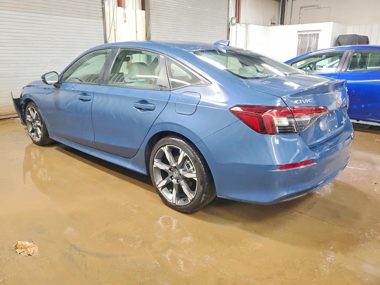 2025 Honda Civic Sport - Фото 2