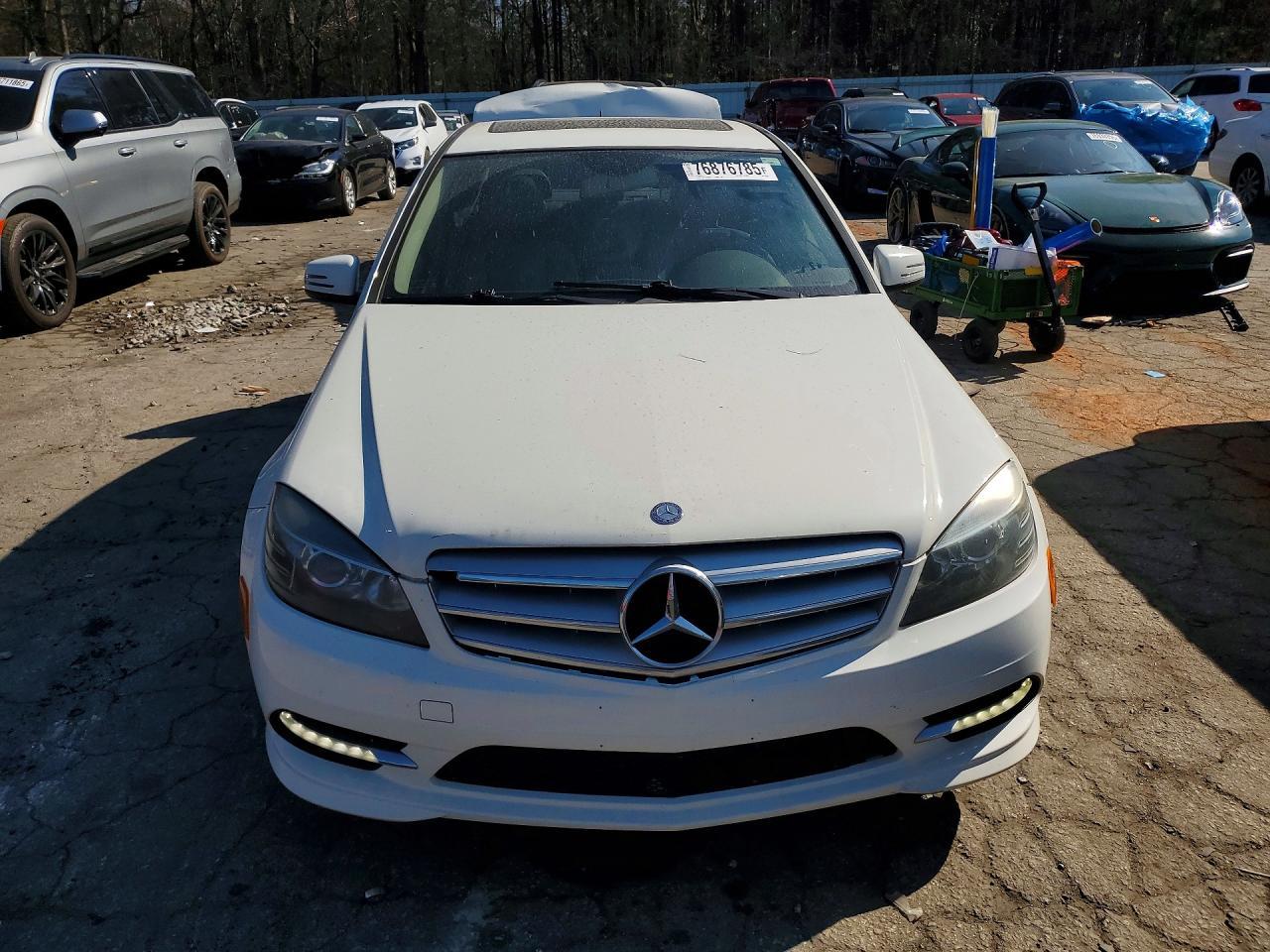 2011 Mercedes-Benz C 300 - Фото 5