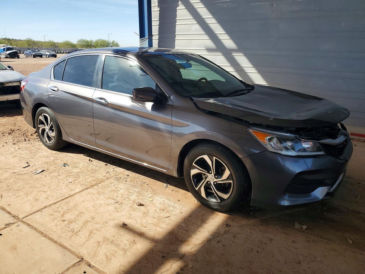 2017 Honda Accord Lx - Фото 4