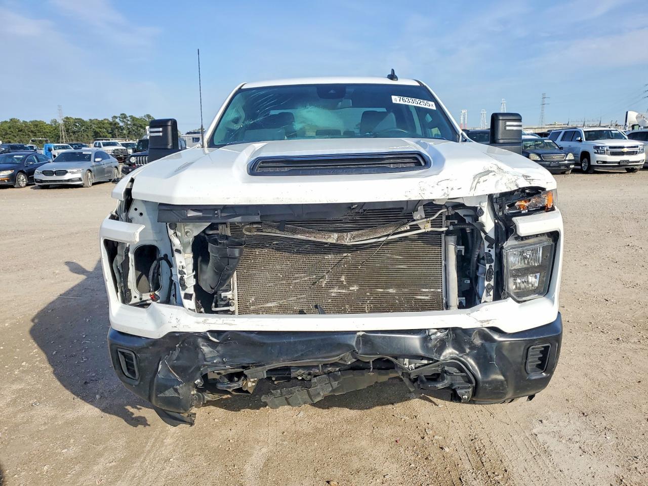 2024 Chevrolet Silverado K2500 Heavy Duty - Image 5