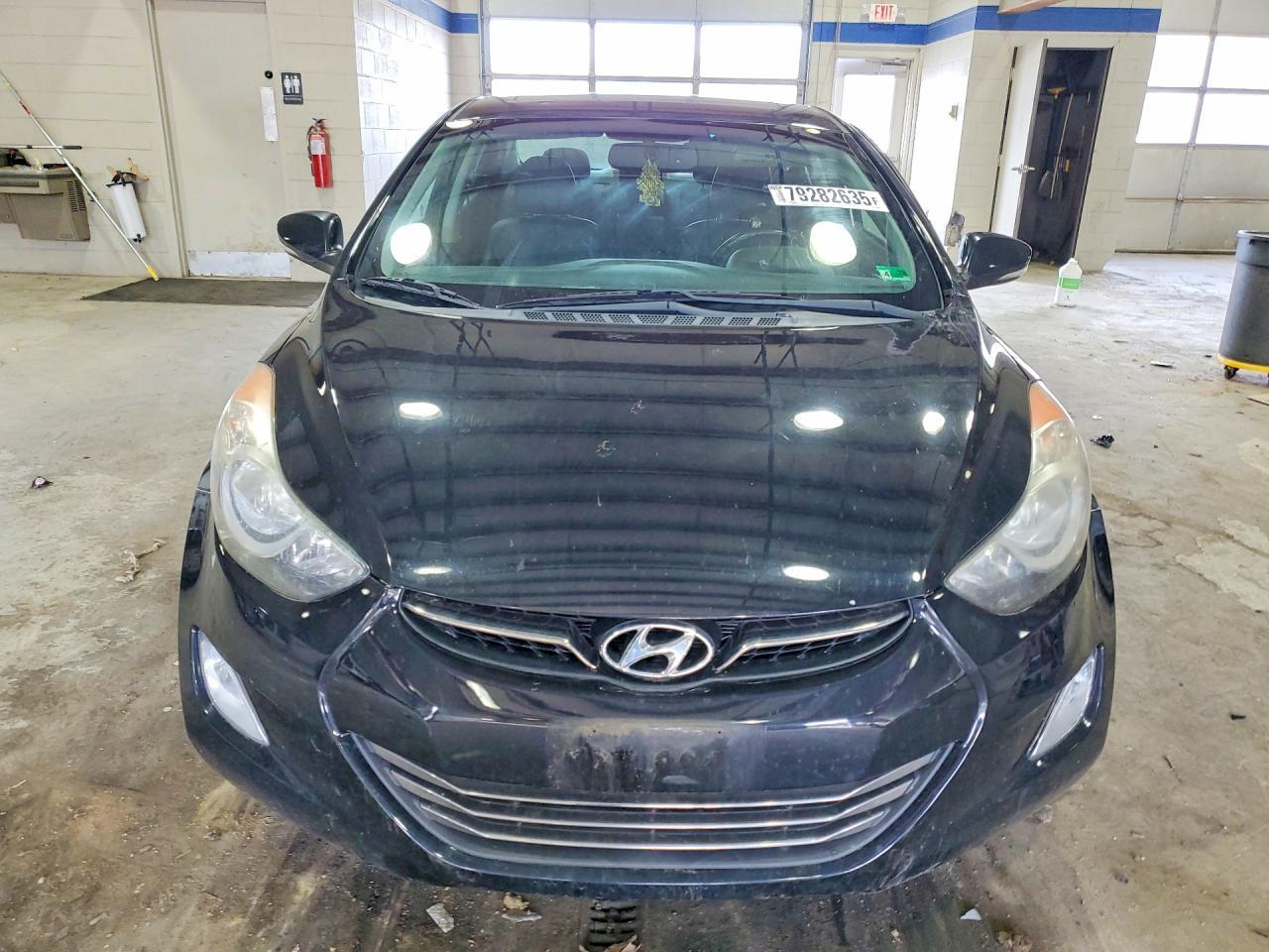 2013 Hyundai Elantra Limited - Image 5
