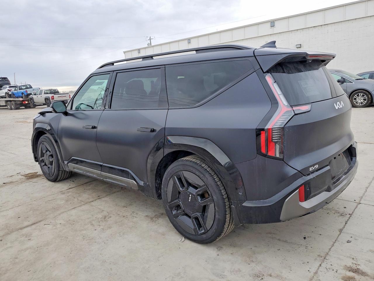 2026 Kia Ev9 Gt Line - Фото 2