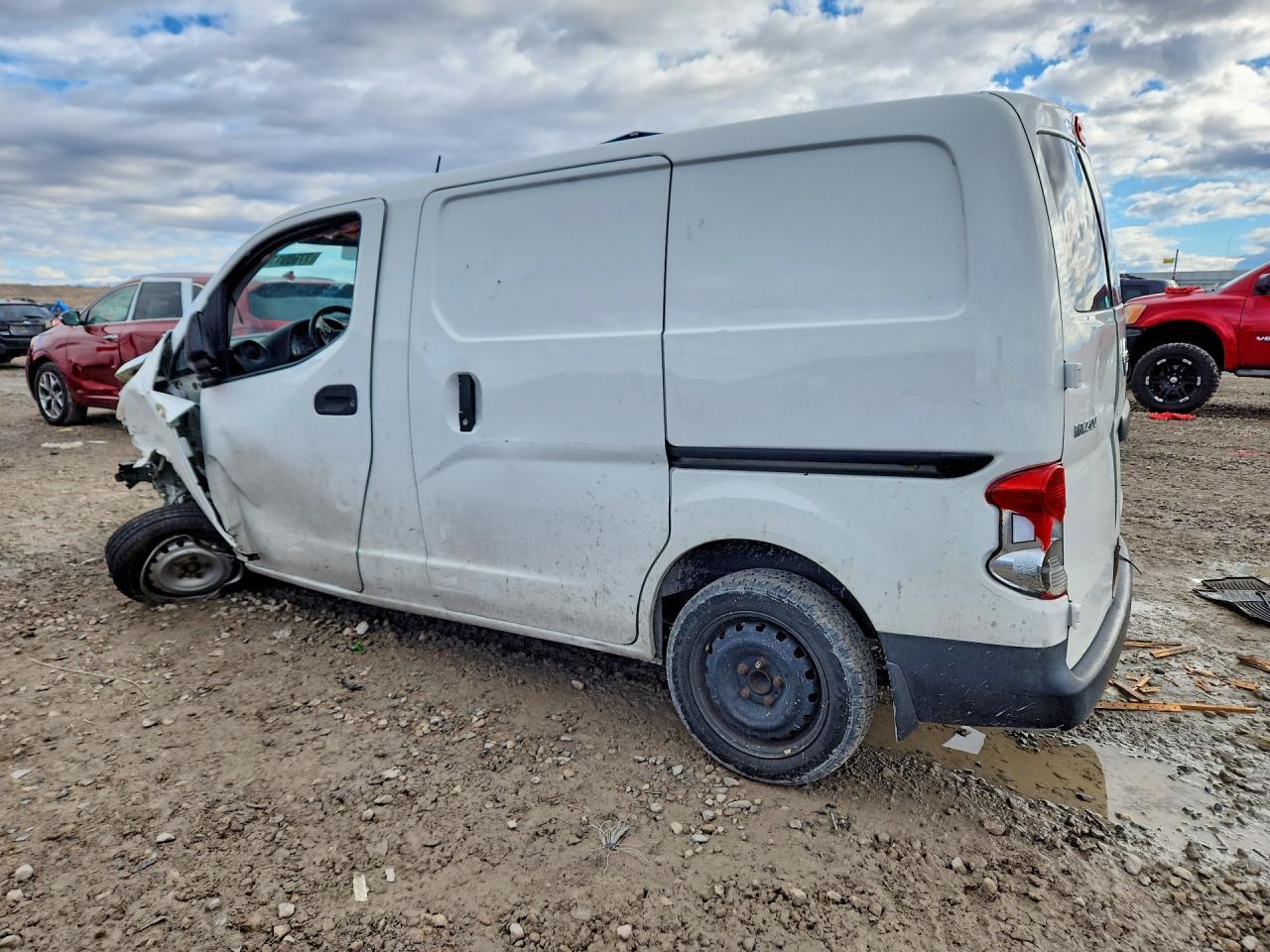 2015 Nissan Nv200 2.5S - Фото 2
