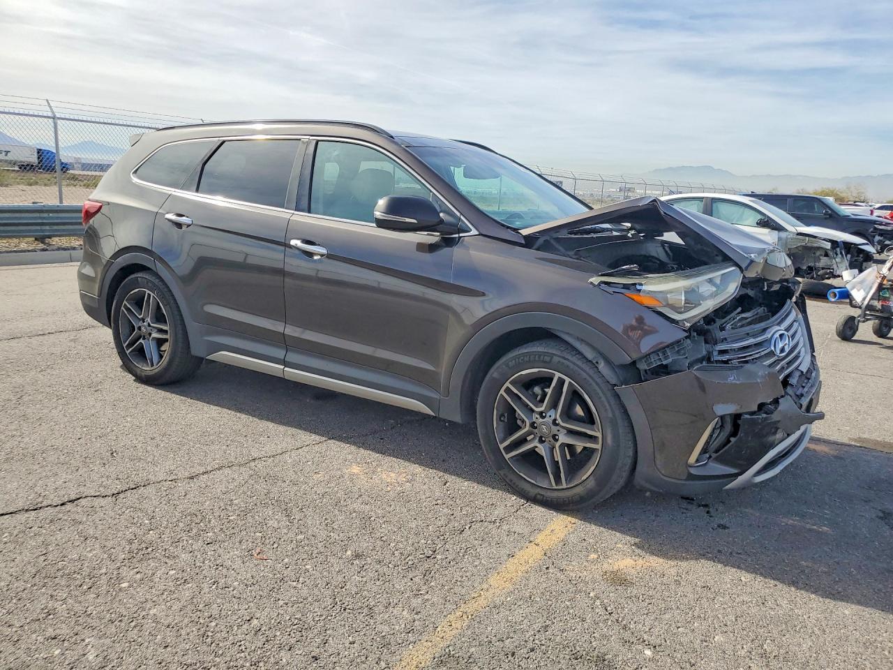 2017 Hyundai Santa Fe Limited Ultimate - Фото 4