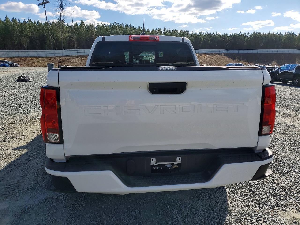 2024 Chevrolet Colorado Lt - Image 6