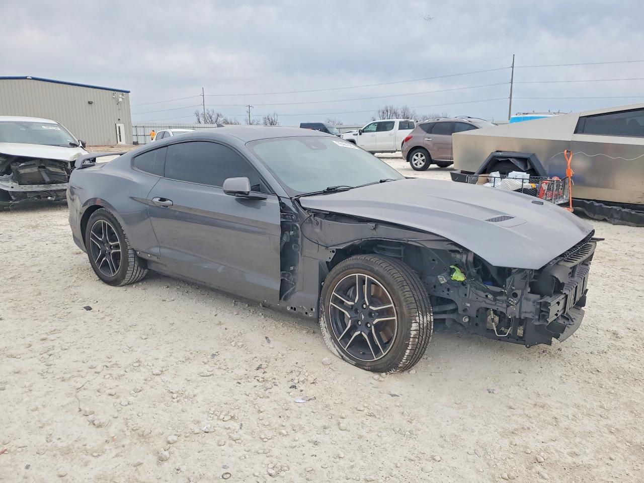 2021 Ford Mustang Gt - Фото 4