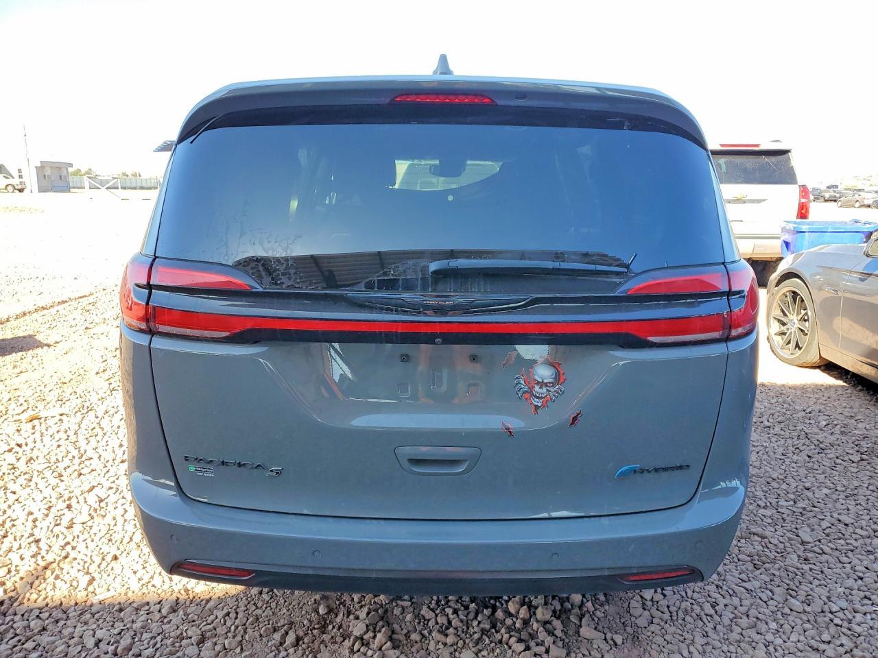 2022 Chrysler Pacifica Hybrid Touring L - Фото 6